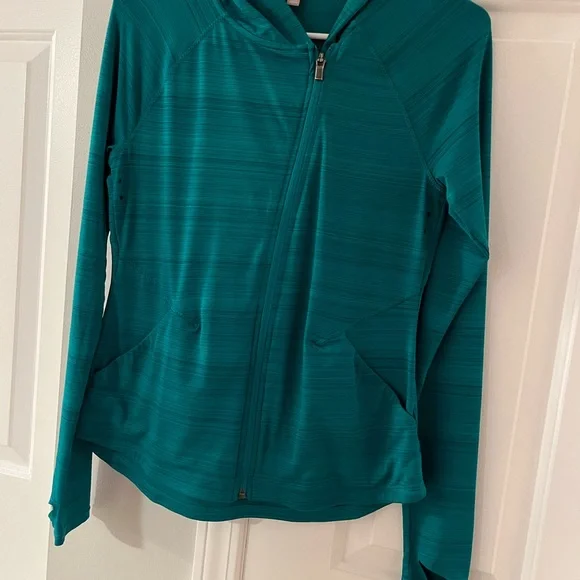 Long sleeve hooded zip up from Athleta - Picture 2 of 4